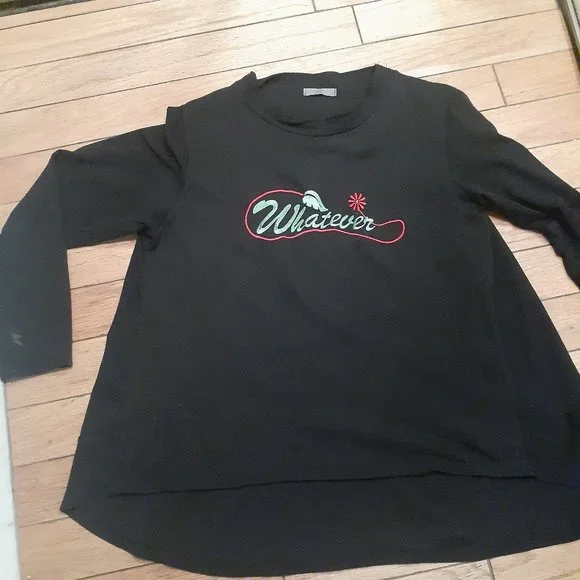 Beautiful TUNIC - Picture 1 of 4